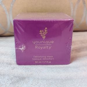 Younique Detoxifying Mask